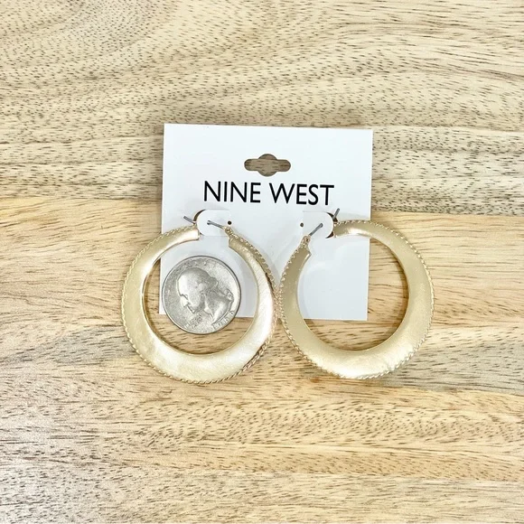 Hoops New! Nine West earrings - Picture 6 of 7